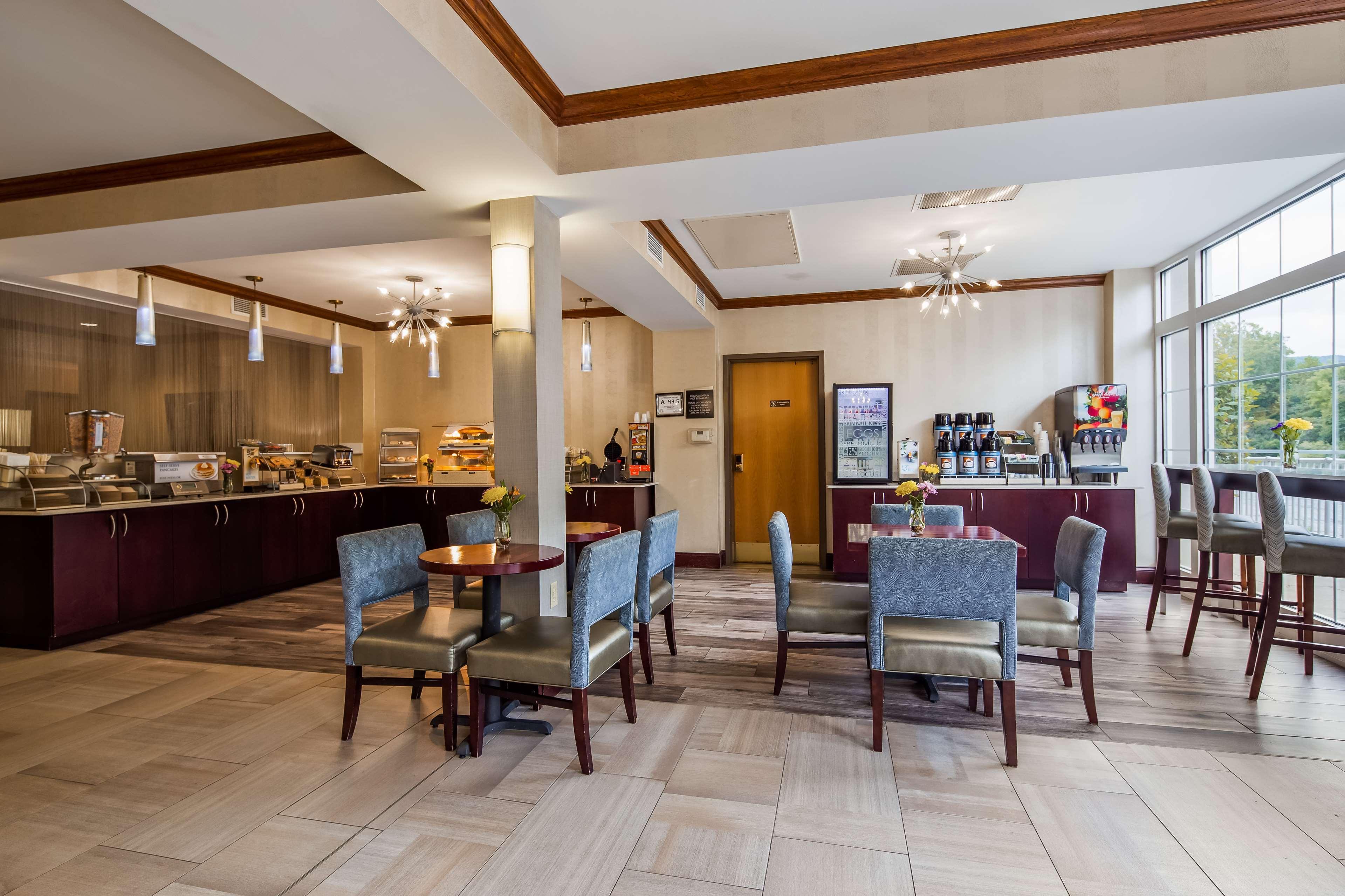 Best Western Plus River Escape Sylva / Dillsboro Exterior foto